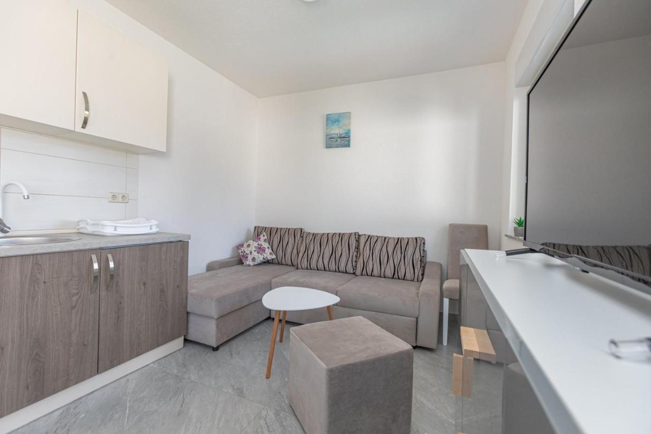 Accommodation 4